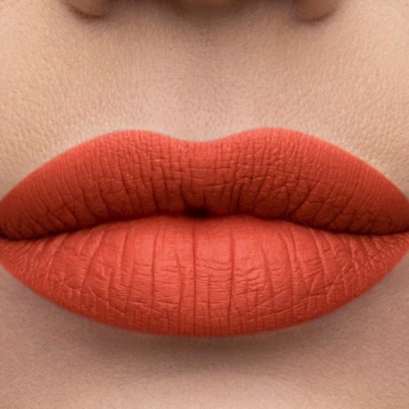 Too Faced "Gingerbread Man" liquid lipstick - Picture 5 of 8